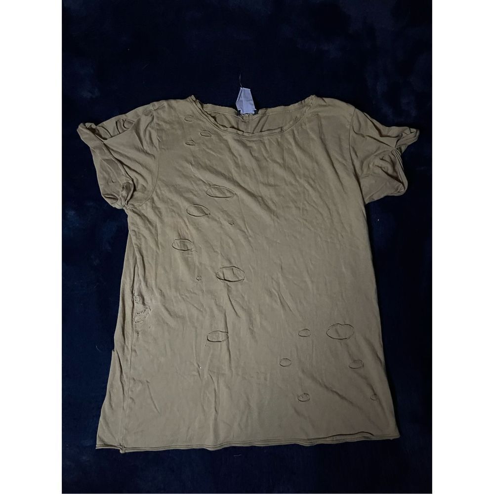 Alice + Olivia Distressed Tee Sz Medium